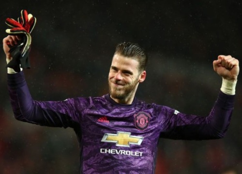 Huyền thoại Schmeichel khẳng định Henderson chưa thể thay thế De Gea