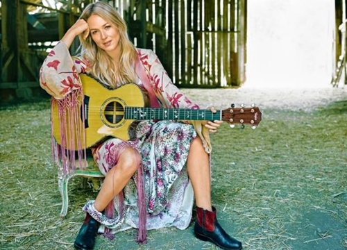 Jewel trở lại với ca khúc "Grateful", dự kiến phát hành album phòng thu thứ 12 trong năm nay