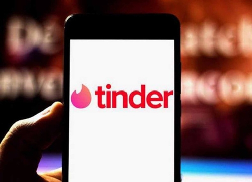 Tinder miễn phí tính năng hộ chiếu cho tất cả người dùng