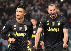 Ronaldo ra tay ở Juventus, muốn thay Chiellini làm đội trưởng