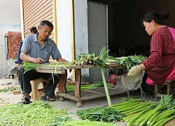 Thứ nhìn như rơm từng được tiến vua, nay cháy hàng nhờ dân "sành ăn" tìm mua