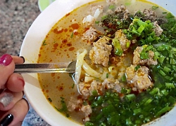 Về Đắk Lắk ăn bánh canh 'Hà Lan'