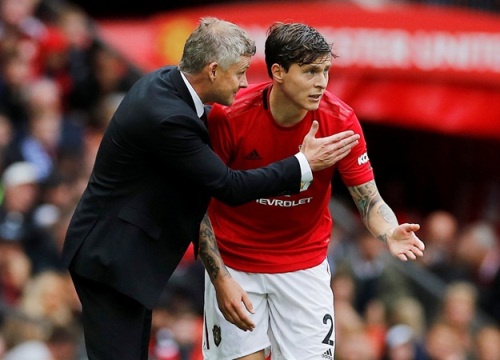 Vì sao các đội Premier League ưa dùng cựu danh thủ?