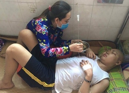 Cha viêm cơ tim từ chối điều trị vì lo đi làm cứu con mắc ung thư