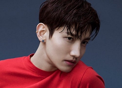 Changmin (TVXQ) không hề già đi trong suốt 13 năm qua - Jisoo (Blackpink) bị xóa khỏi trang YG Stage
