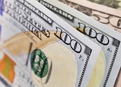 Giá USD tiếp tục giảm tại các ngân hàng thương mại