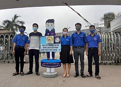 Học sinh Huế tự chế tạo máy rửa tay cảm biến tự động phục vụ cộng đồng