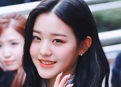 Jang Won Young (IZ*ONE) gây sốt với body gợi cảm ở tuổi 15, Knet: Bản nữ Cha Eun Woo, 'hậu duệ' Jeon Ji Hyun!