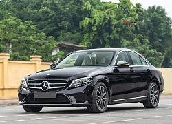Mới đi 91km và chưa bóc nilon, Mercedes-Benz C 200 đã bị bán lại đúng giá C 180 mua mới