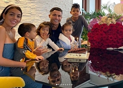 Ronaldo chán dịch Covid-19, dọn đến&#8230; làng chài ở