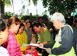 Tình người trong mùa hạn, mặn