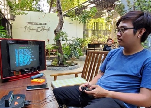 'Tôi chi 700.000 đồng để chơi game 4 nút như 15 năm về trước'