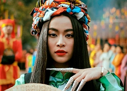 Ván bài Hoàng Thùy Linh
