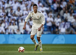 Bayern Munich từng chê Varane đắt, Real mua với giá gấp đôi