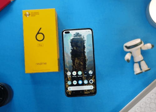 Biến tấu ảnh nền với màn hình đục lỗ Realme 6