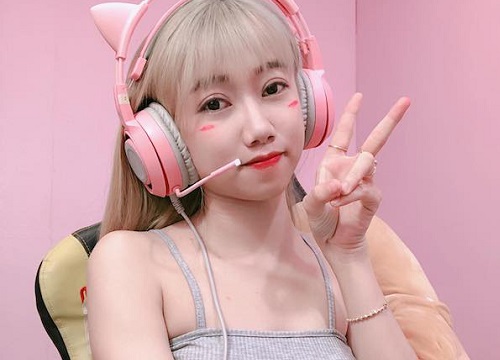 Cười ngoác miệng với lý do Hot Streamer Free Fire Thảo Xì Po đến với game: 'Trả thù' tình cũ!