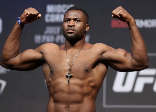 Johnson ca ngợi võ sĩ hạng nặng Francis Ngannou