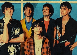 Không kèn không trống, The Strokes phát hành album phòng thu thứ sáu sau 7 năm