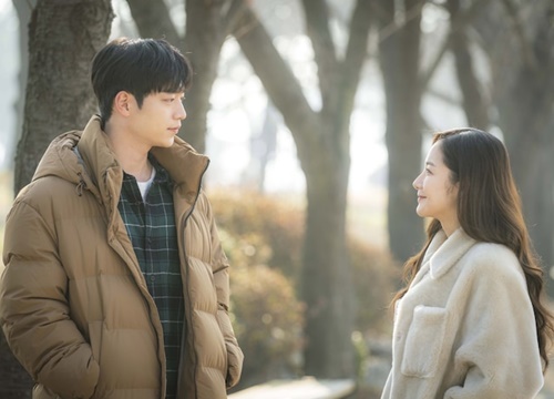 Phim của Jung Hae In và Chae Soo Bin rating tiếp tục giảm thấp kỷ lục - Phim của Park Min Young rating ảm đạm