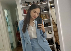 Gương kia ngự ở trên tường, có ai mặc đẹp được như Hương Giang: Selfie một góc là thường, chụp đôi ba góc mới đáng trầm trồ