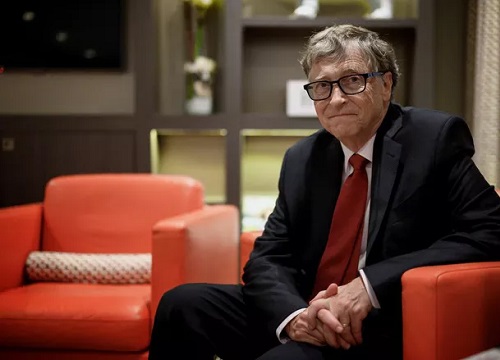 Bill Gates tiếp tục trở thành nạn nhân của "thuyết âm mưu" trên Facebook và YouTube