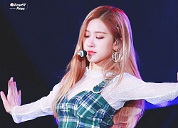 Đôi chân dài của Rosé (BlackPink) không phải dạng vừa, 'cân' mọi kiểu quần và váy đều đẹp