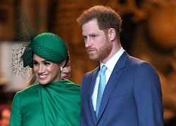 Harry &#8211; Meghan dùng tiền từ đám cưới chống Covid-19