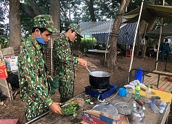 Người trẻ trên tuyến đầu chống dịch: 'Vành đai sống' ngăn chặn dịch nơi biên giới