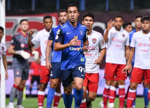 Thai League bị buộc phải đá vào tháng 9?