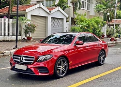 Bán Mercedes-Benz E 300 nhập khẩu mùa Covid-19, đại gia Việt hạ giá xe rẻ ngang tiền lăn bánh C 300 AMG lắp ráp