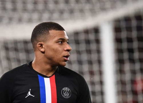 Mbappe bị dìm giá thảm hại trong mùa dịch