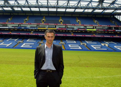 Thâm cung bí sử: Chelsea "cuỗm" Mourinho từ tay Liverpool như thế nào?