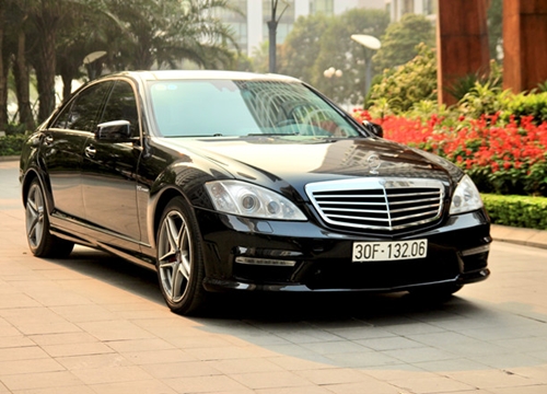 Xe khủng Mercedes S600 động cơ V12 rao giá 1 tỉ đồng tại Việt Nam