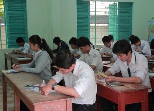 Bình Thuận: Học sinh lớp 9 và 12 đi học lại từ ngày 4-5