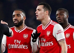 Bốn cầu thủ Arsenal coi thường quy định cách ly