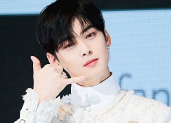 Cha Eunwoo (ASTRO) nổi tiếng như thế nào khi còn đi học?