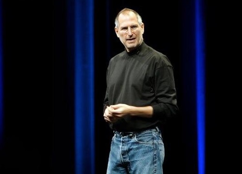 Hoá ra bộ đồ tẻ nhạt Steve Jobs mặc đi mặc lại thực tế là đồ thiết kế xịn xò thế này