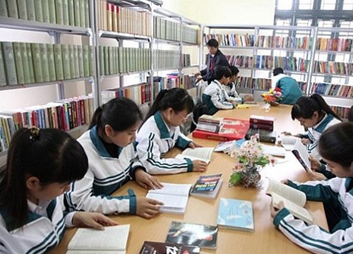 Phản ứng trái chiều về bài viết "Nhân viên trường học có vất vả thật không?"