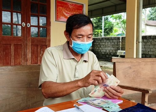 Thanh Hóa: Cán bộ thôn thu phí đường trái phép?