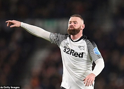 Wayne Rooney và đồng đội từ chối đề nghị chậm lương của Derby