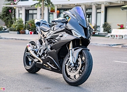 BMW S 1000 RR thế hệ mới đầu tiên Việt Nam sở hữu dàn áo carbon