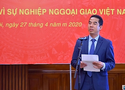 Bộ Ngoại giao trao Kỷ niệm chương cho lãnh đạo Ban Cơ yếu Chính phủ