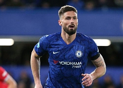 Chelsea kích hoạt điều khoản gia hạn 1 năm với Giroud