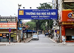 Chùm ảnh hàng loạt trường Đại học lớn vắng vẻ không một bóng sinh viên: Đã bao lâu rồi bạn chưa đi học?