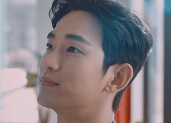 'Cụ giáo' Kim Soo Hyun gây náo loạn ngày trở lại vì vẻ ngoài nam thần nhìn là mê