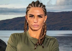 Cựu 'bom sex' Katie Price kể chuyện bị tấn công tình dục