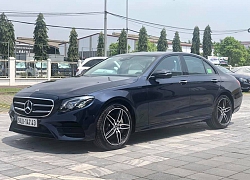 Đại lý chính hãng xả kho Mercedes-Benz E 300 AMG trưng bày: Mới lăn bánh 27 km, giá hời cả trăm triệu đồng so với mua mới