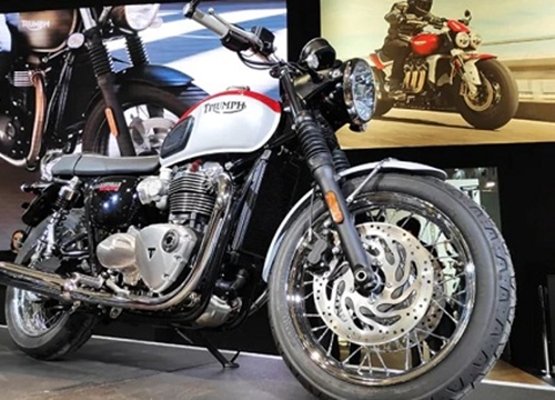 Soi cặp đôi xế cổ điển Triumph Bonneville Bud Eskins về Việt Nam