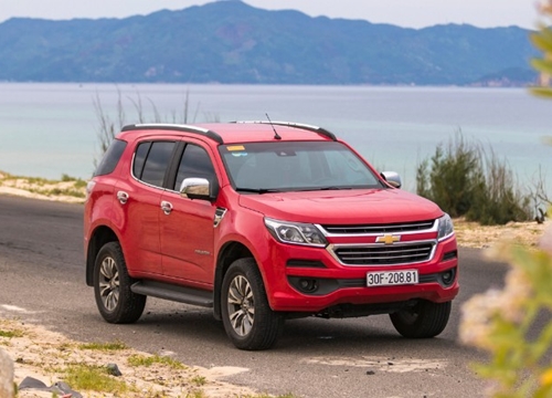 Chevrolet Trailblazer giảm giá sốc, VinFast muốn 'xả kho'?