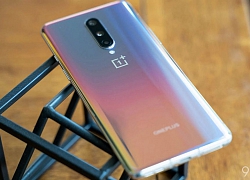 OnePlus 8 Pro dính lỗi màn hình xanh